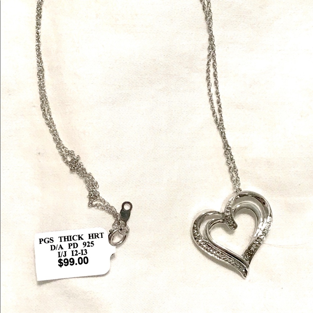 Thick Heart Necklace